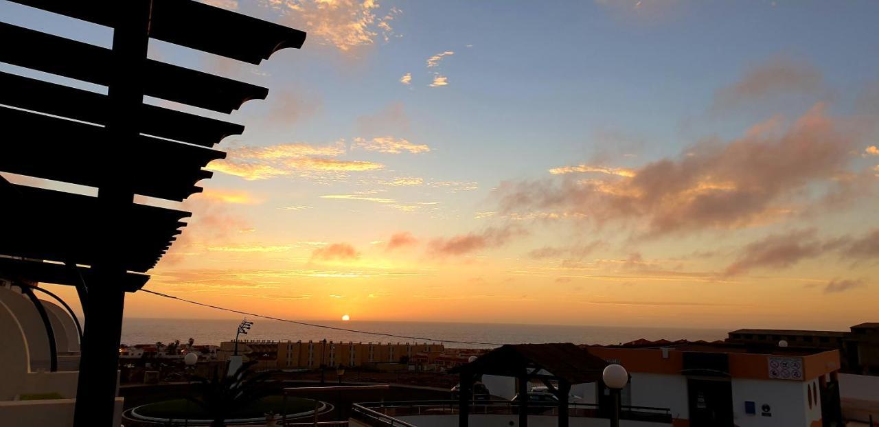 Amaya Ocean View Apartment Costa De Antigua Bagian luar foto